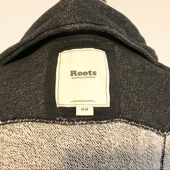 Roots Knit Cardigan w/ Waist Tie Belt. - Picture 6 of 8